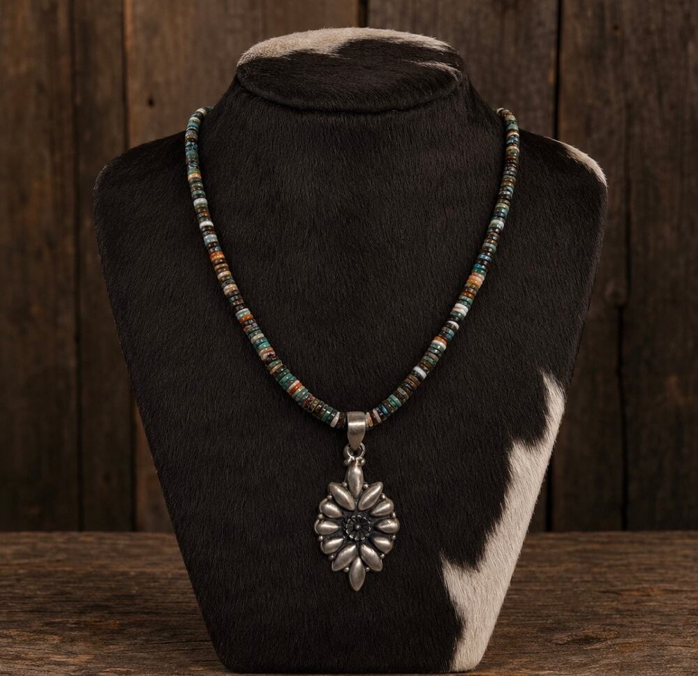 16" Spiny Oyster & Turquoise Heishi Necklace/ Concho Pendant